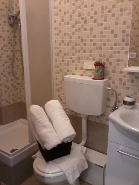 Vesta Domus Hotell Roma Eksteriør bilde